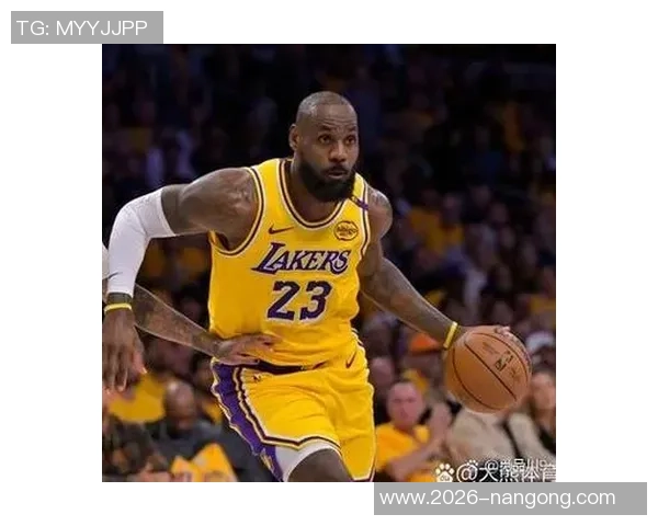 詹姆斯东契奇再显神威25分5篮板10助攻追平湖人传奇韦斯特与贝勒辉煌成就