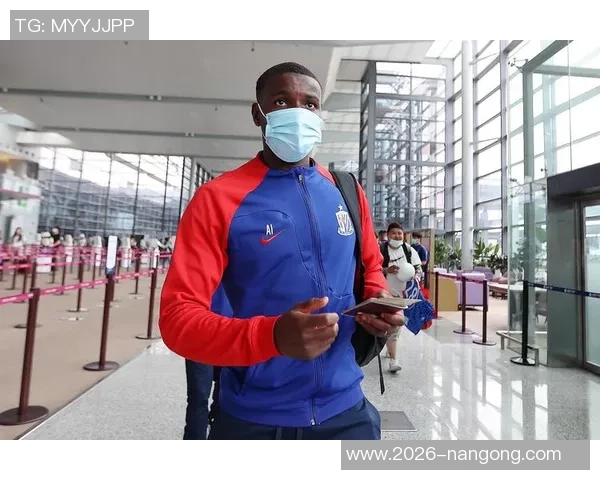 河南队今日启程前往上海浦东备战与海港热身赛全力以赴争取胜利