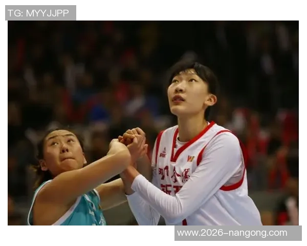 李宇轩助攻盛宸熙头球破门中国U15队暂时领先中国香港队1-0